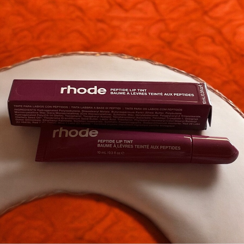 Authentic RHODE by Hailey Bieber Peptide Lip Treatment - Raspberry jelly.